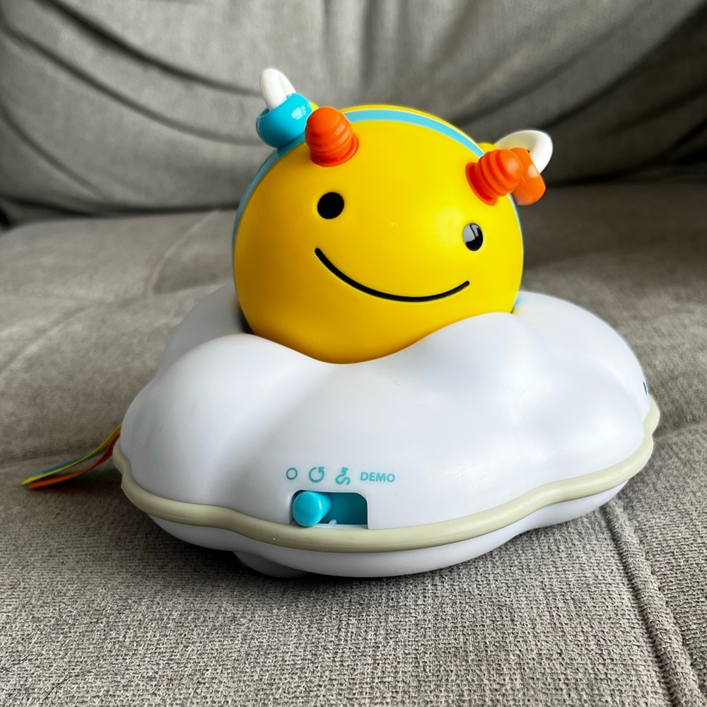 Skip Hop Bee Crawl Toy